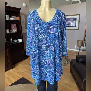 Woman Within shades of blue paisley 3/4 sleeves Vneck tunic-size 22/24